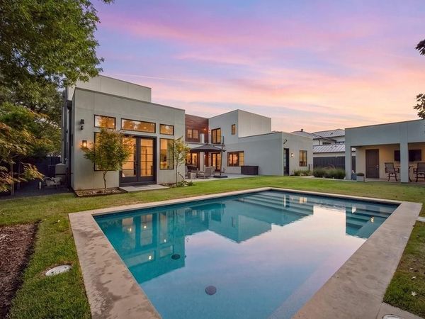 5717 Preston Haven Drive, Dallas, TX 75230
