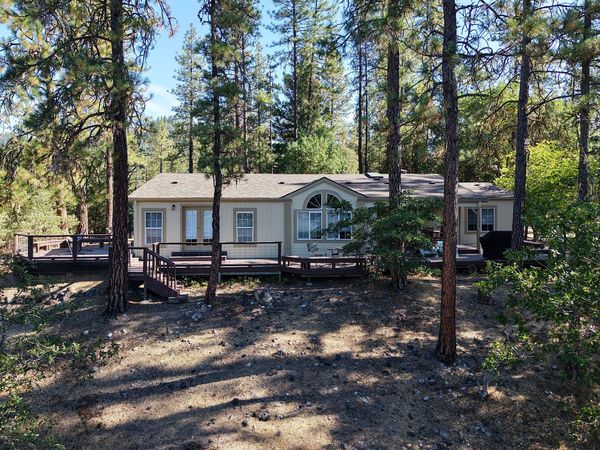 2579 Old Ferry Road, Shady Cove, OR 97539