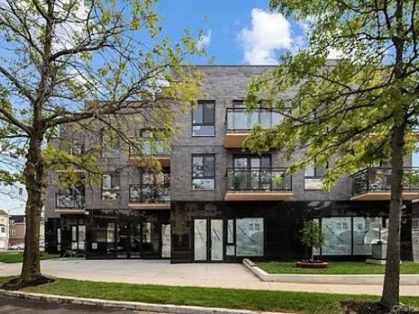 21410 15th Avenue , Unit 2F, Bayside, NY 11360
