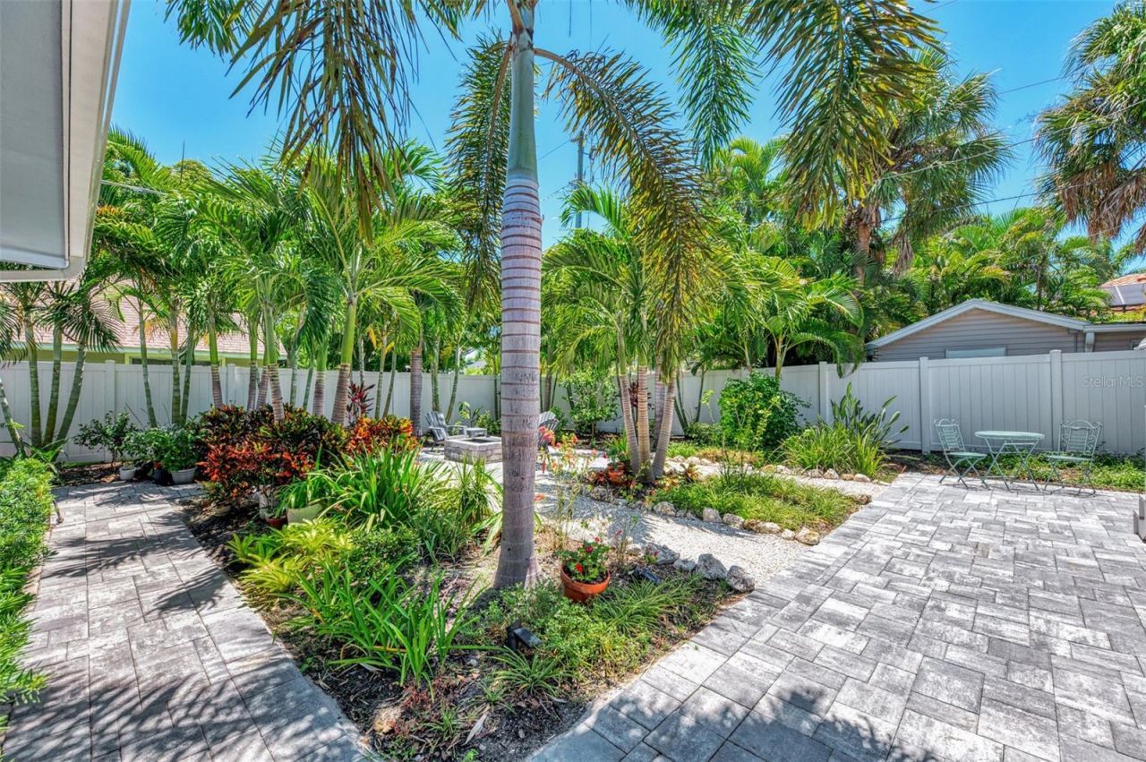 1858 Boyce , Unit A, Sarasota, FL 34239 Photo