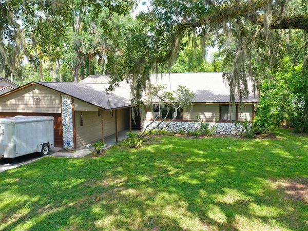 101 N ELLIOTT AVENUE , SANFORD, FL 32771