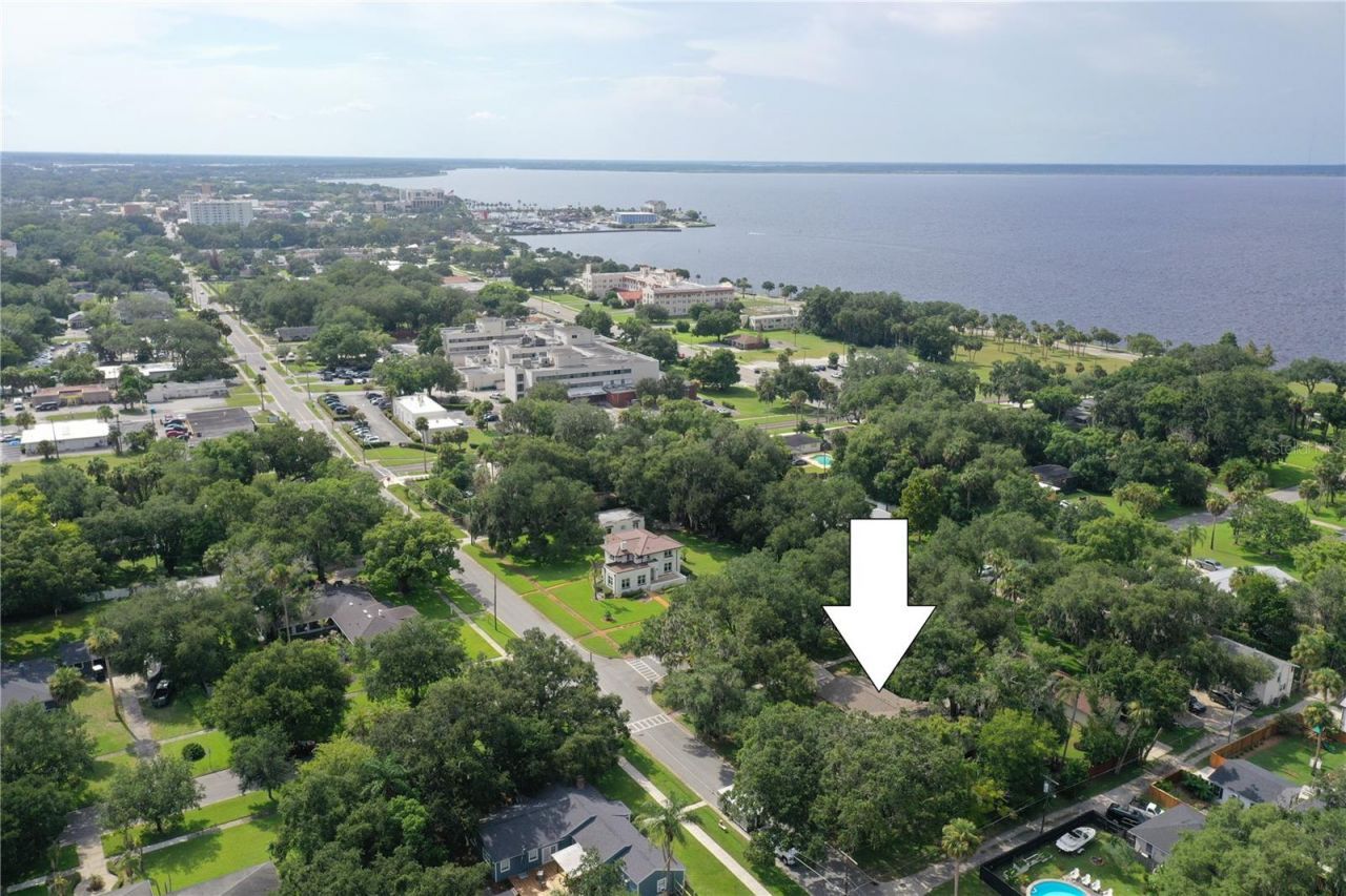 101 N Elliott Avenue , Sanford, FL 32771 Photo