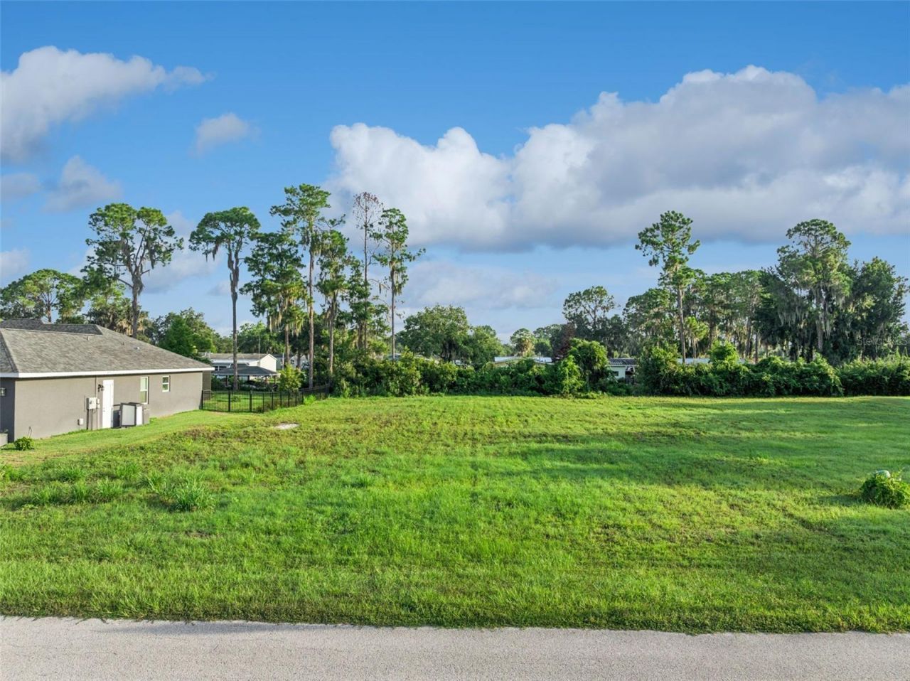 12045 Eagle Point Court , Leesburg, FL 34788 Photo