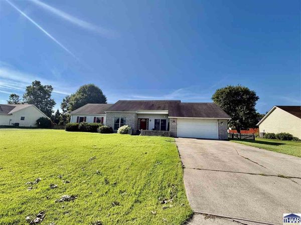 5565 Cactus Court, Terre Haute, IN 47805