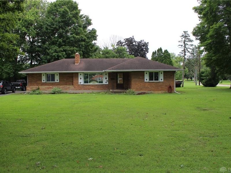 1180 S Alex Road, West Carrollton, OH 45449 Photo 5