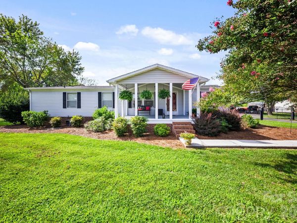 135 Willow Leaf Court, Kannapolis, NC 28081