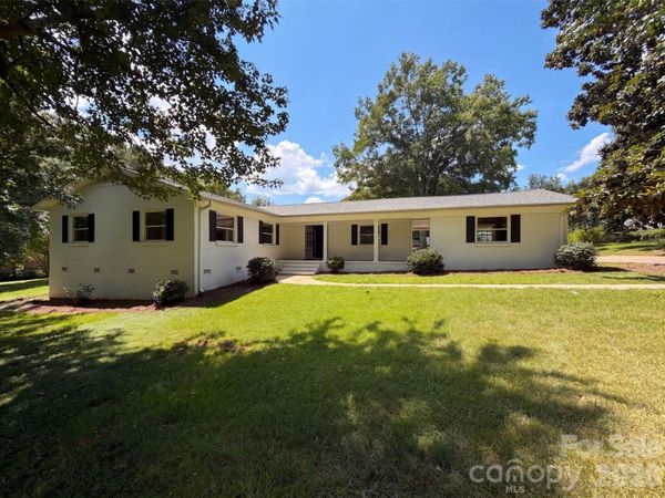 8519 Denbur Drive , Charlotte, NC 28215