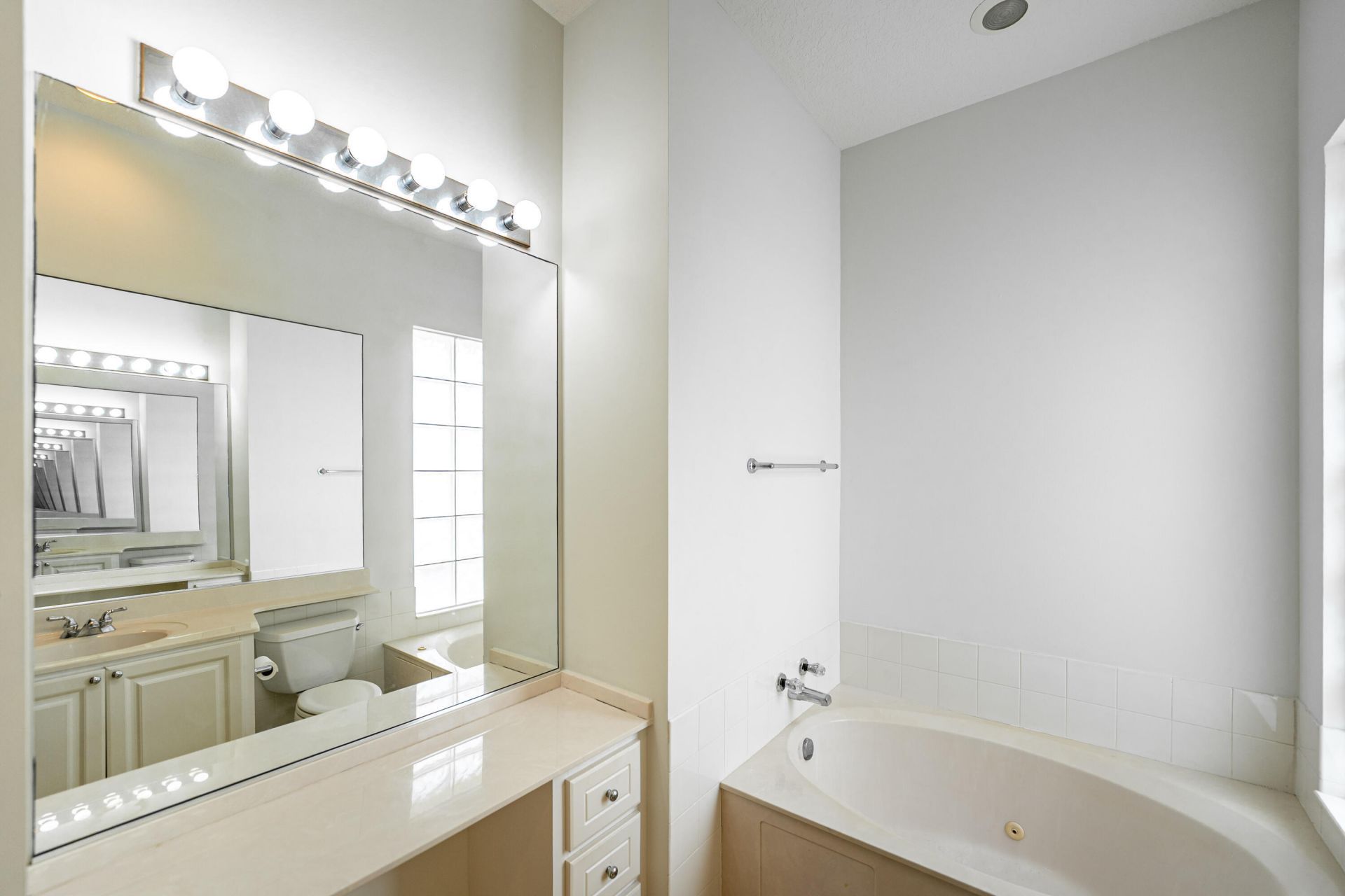 12439 SW Keating Drive, Port Saint Lucie, FL 34987 Photo