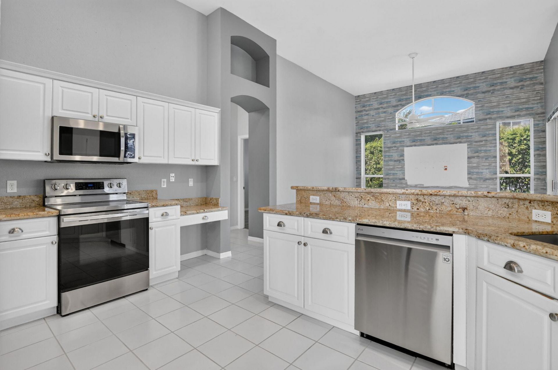 10031 Lexington Estates Boulevard, Boca Raton, FL 33428 Photo