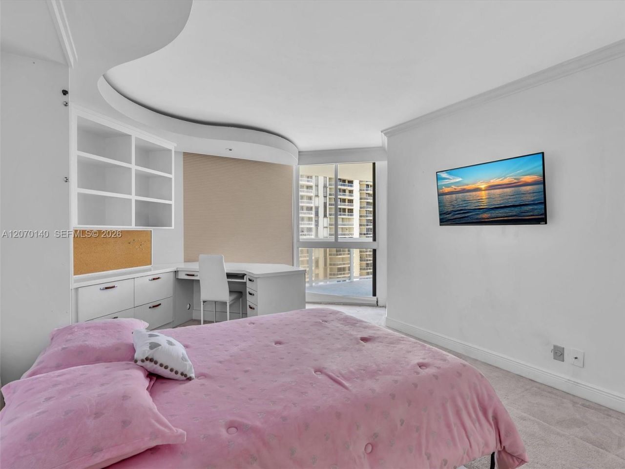20185 E Country Club Dr , Unit 2101, Aventura, FL 33180 Photo