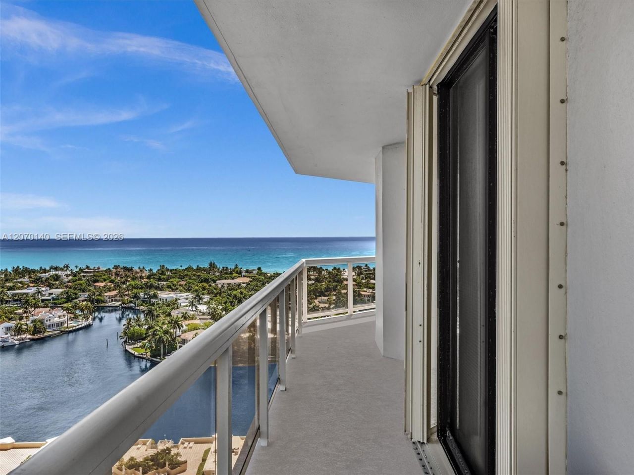 20185 E Country Club Dr , Unit 2101, Aventura, FL 33180 Photo