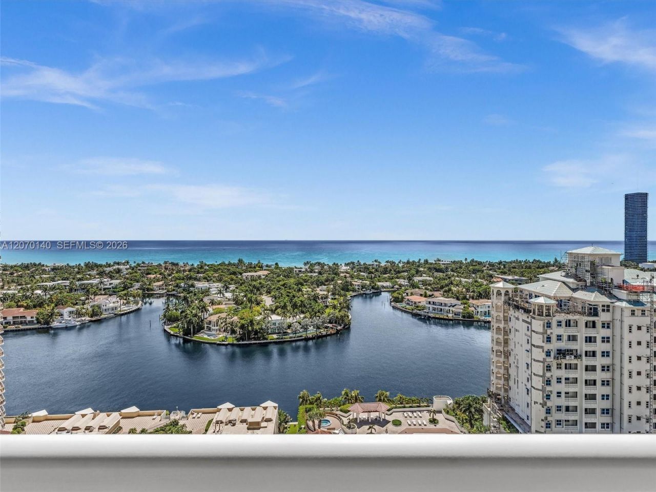 20185 E Country Club Dr , Unit 2101, Aventura, FL 33180 Photo