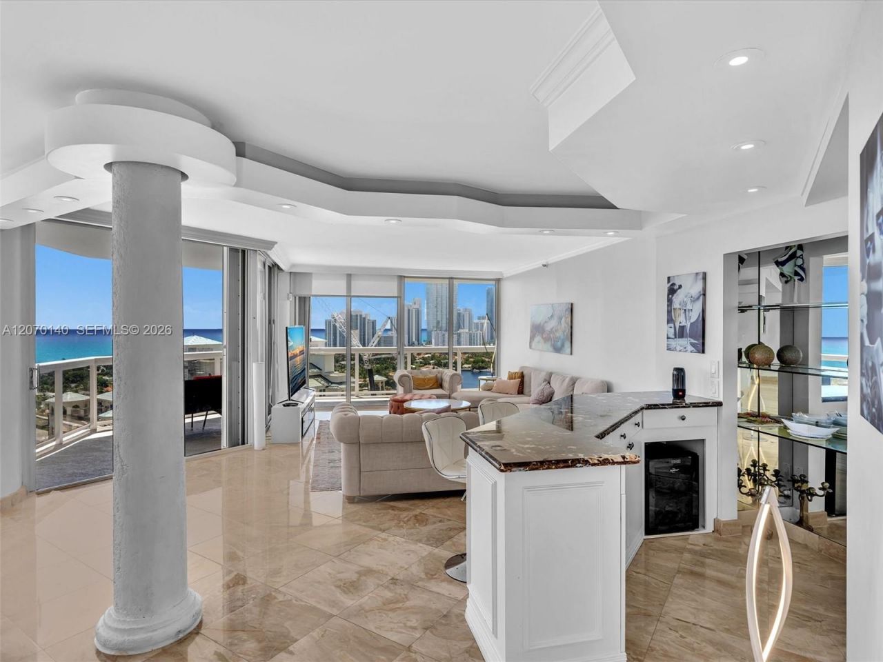 20185 E Country Club Dr , Unit 2101, Aventura, FL 33180 Photo