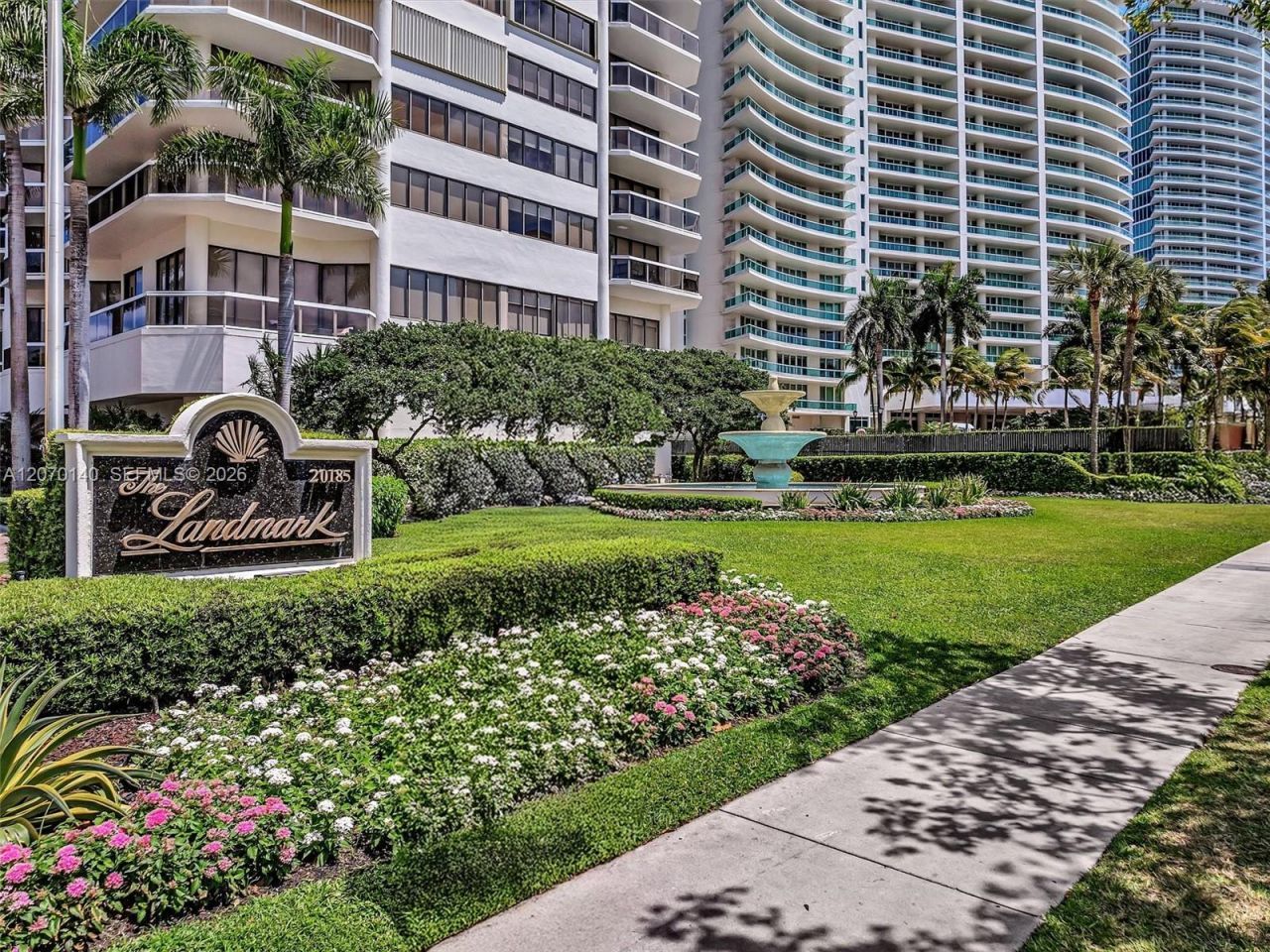 20185 E Country Club Dr , Unit 2101, Aventura, FL 33180 Photo