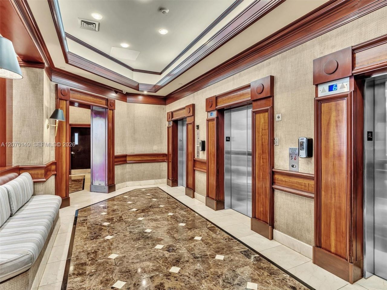 20185 E Country Club Dr , Unit 2101, Aventura, FL 33180 Photo
