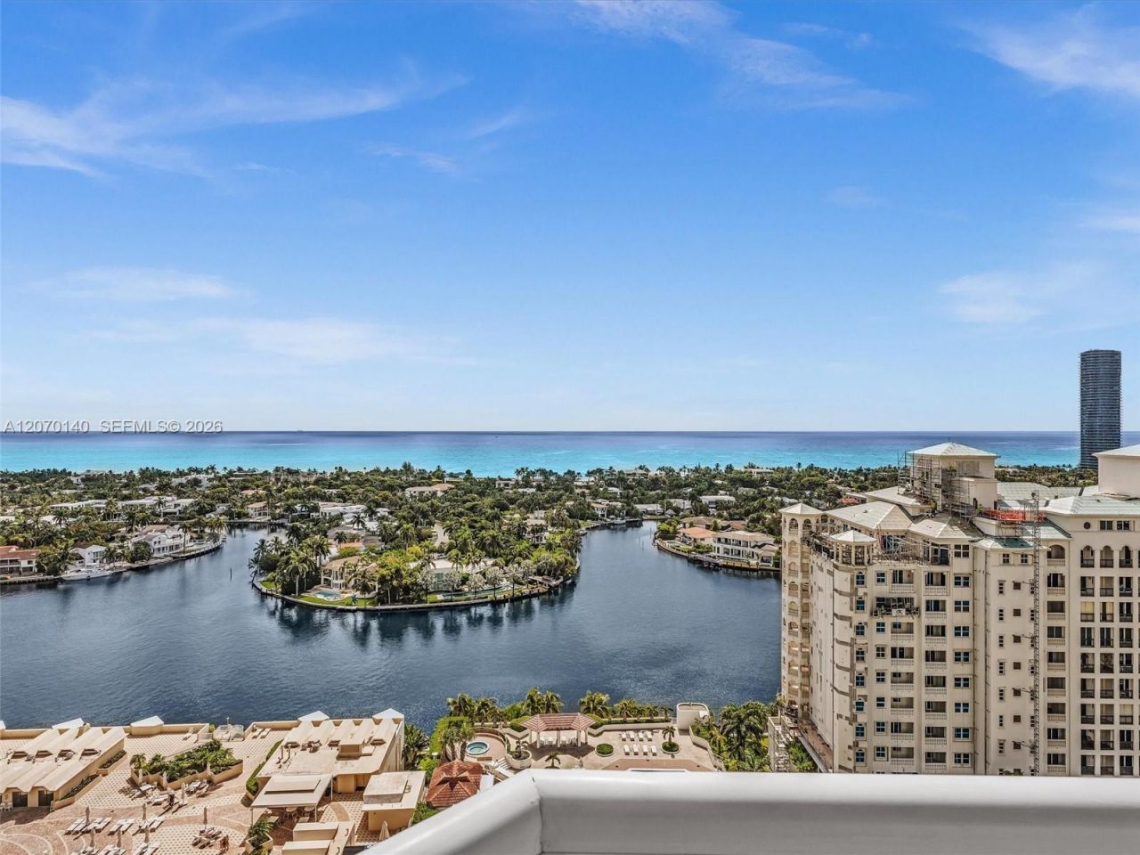 20185 E Country Club Dr , Unit 2101, Aventura, FL 33180 Photo