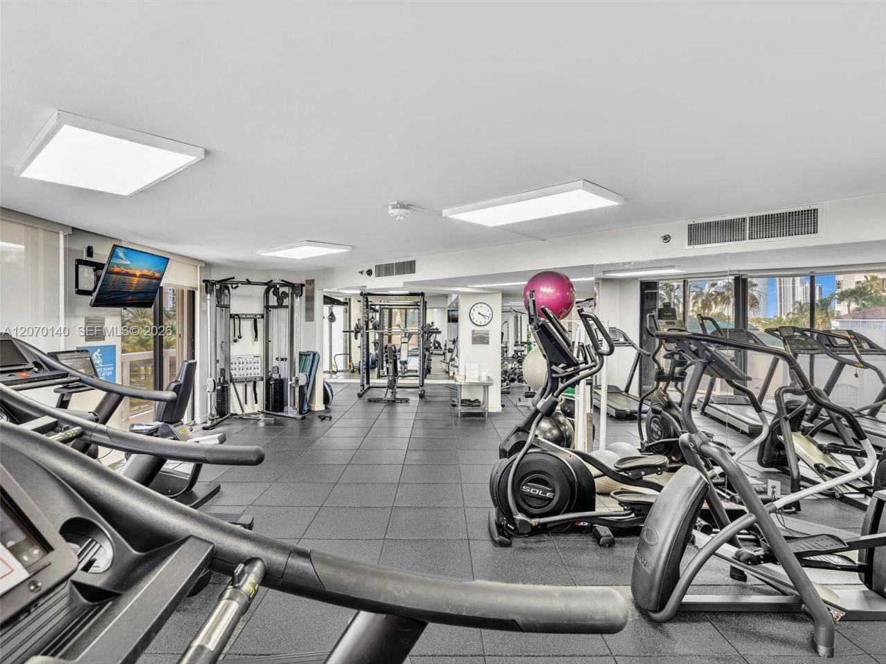 20185 E Country Club Dr , Unit 2101, Aventura, FL 33180 Photo