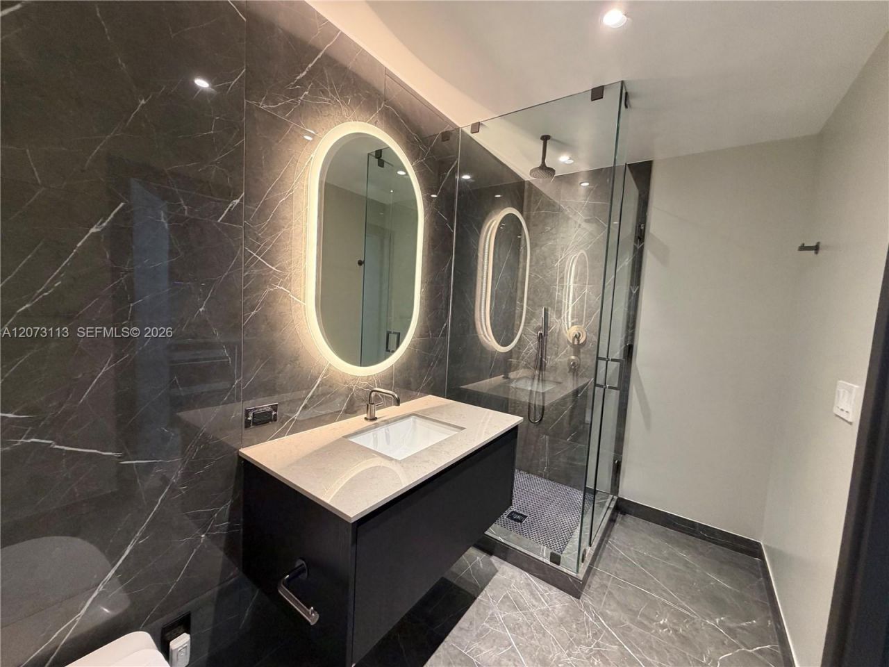 20 NE 11th, Unit 2703B, Miami, FL 33132 Photo
