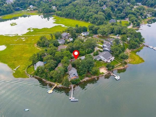 16 Stanwood Pt, Gloucester, MA 01930