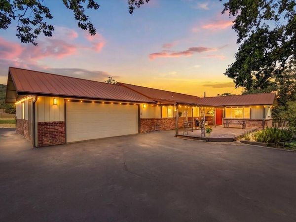 5485 Kane Creek Road, Central Point, OR 97502