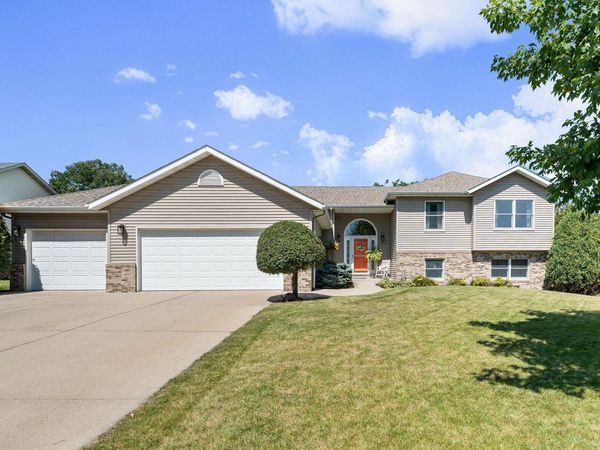 2180 Sunflower Lane, Owatonna, MN 55060