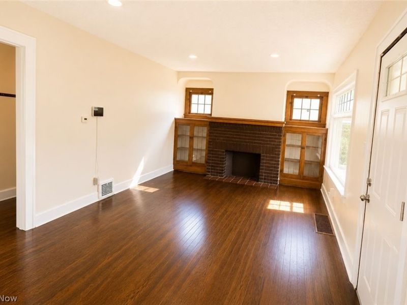 9725 Parkview Avenue , Garfield Heights, OH 44125 Photo 23