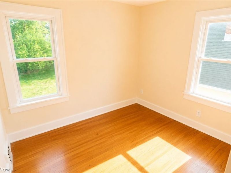 9725 Parkview Avenue , Garfield Heights, OH 44125 Photo 35