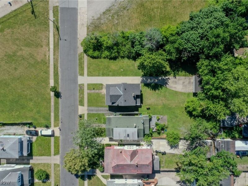 9725 Parkview Avenue , Garfield Heights, OH 44125 Photo 40