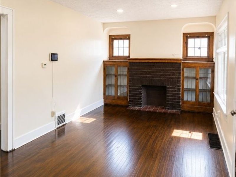 9725 Parkview Avenue , Garfield Heights, OH 44125 Photo 9
