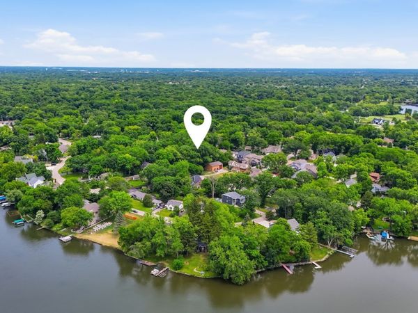 24005 N VALLEY Road , Lake Zurich, IL 60047