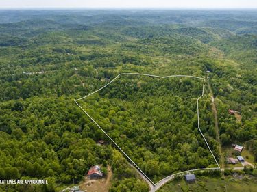 0 State Hwy 2004, McKee, KY 40447