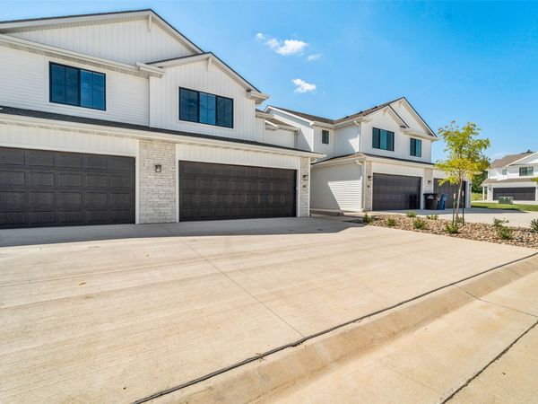 7000 Lake Ridge Avenue, Unit 65, Des Moines, IA 50320