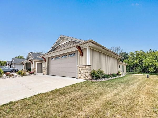 2765 COUNTY ROAD EE, Abrams, WI 54101