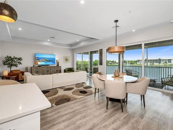 233 Indies DR E, Unit 201, NAPLES, FL 34114