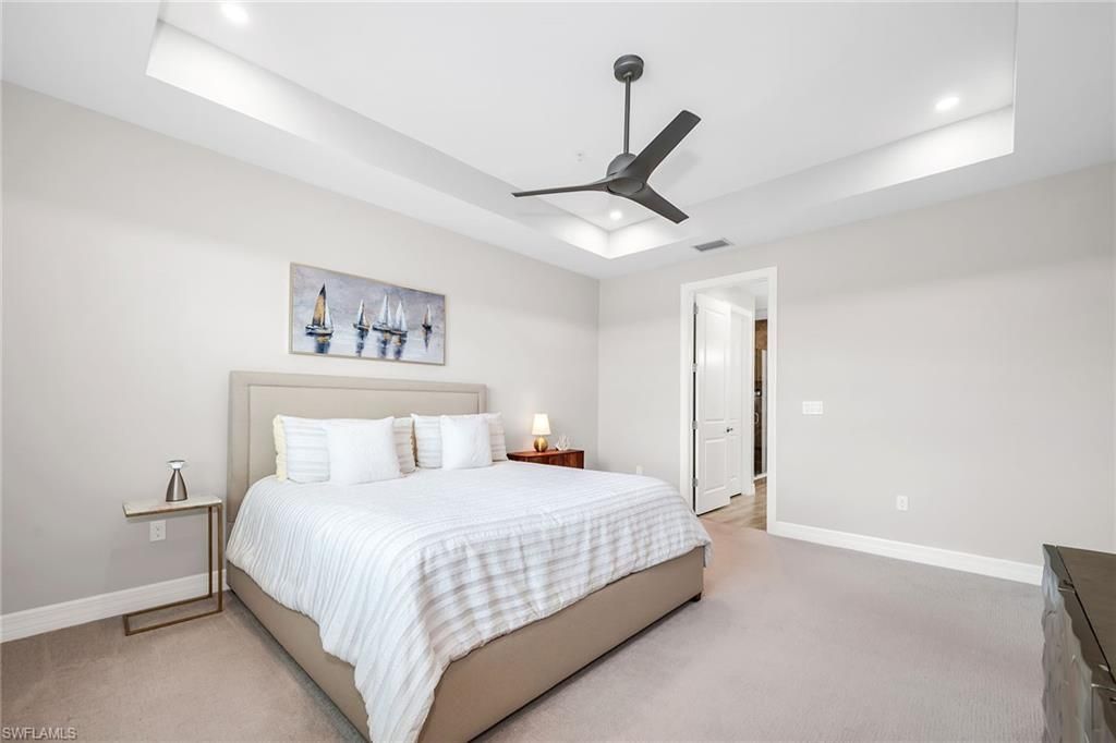 233 Indies Dr E, Unit 201, Naples, FL 34114 Photo