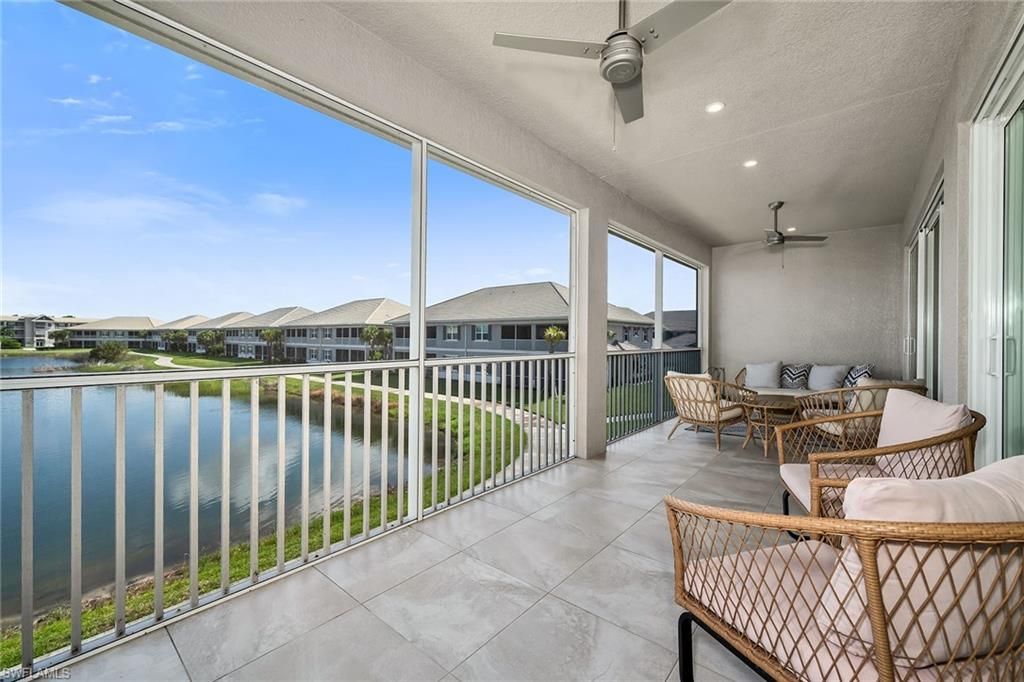 233 Indies Dr E, Unit 201, Naples, FL 34114 Photo