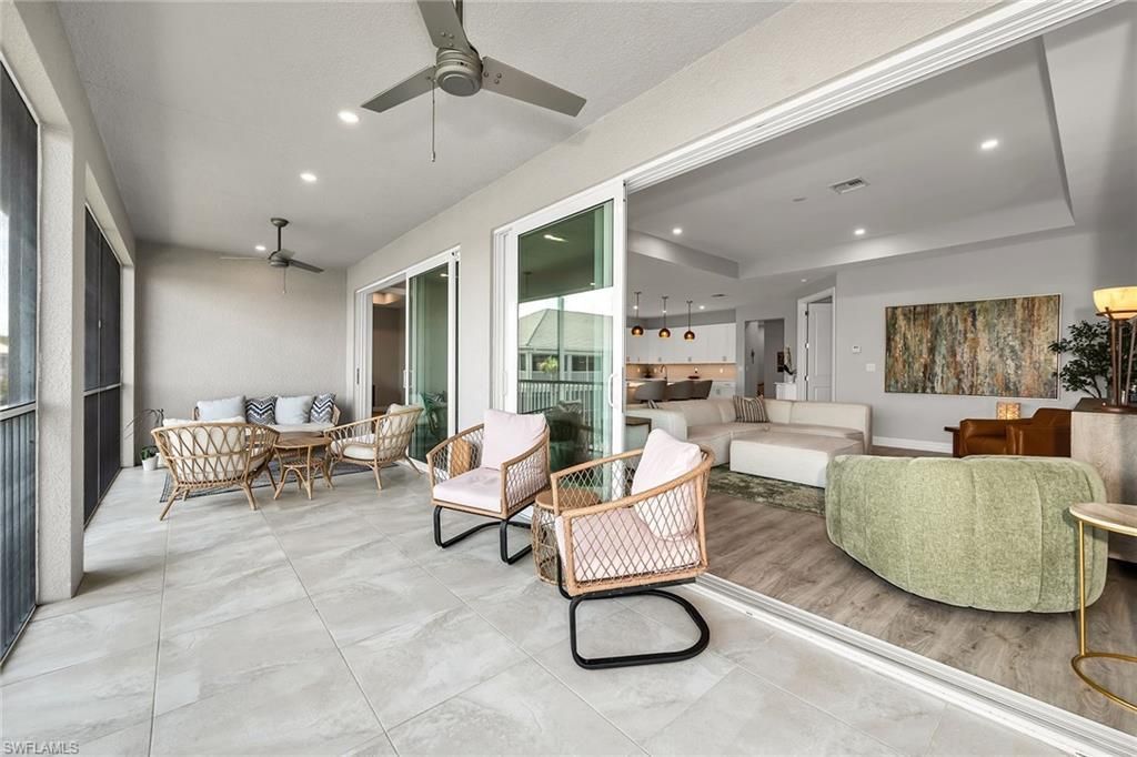 233 Indies Dr E, Unit 201, Naples, FL 34114 Photo
