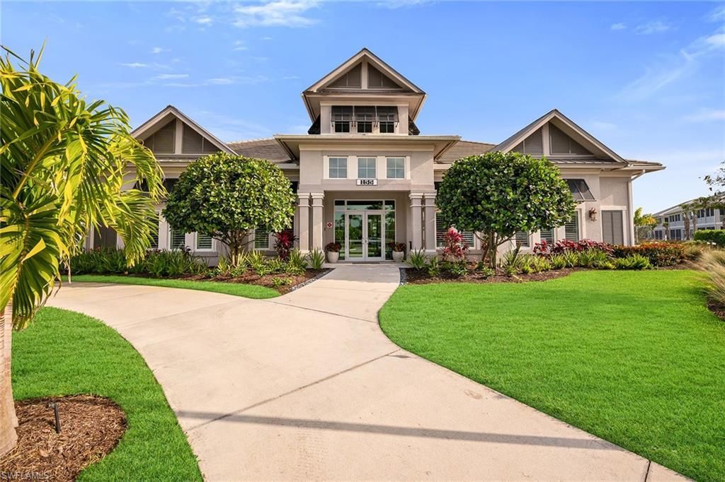 233 Indies Dr E, Unit 201, Naples, FL 34114 Photo