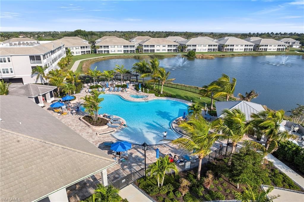 233 Indies Dr E, Unit 201, Naples, FL 34114 Photo