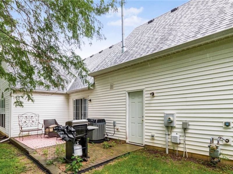 8687 Lazelle Commons Drive , Lewis Center, OH 43035 Photo 29