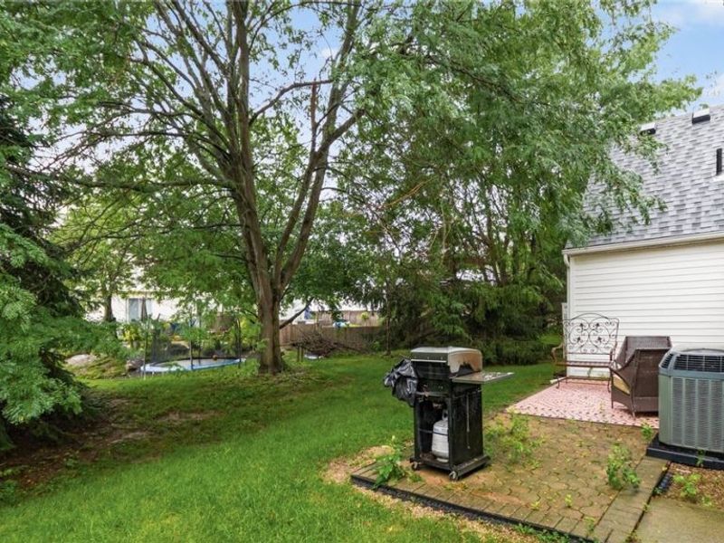 8687 Lazelle Commons Drive , Lewis Center, OH 43035 Photo 30