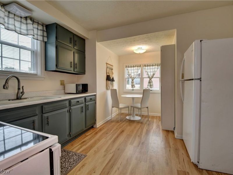 121 2nd Street SE, Brewster, OH 44613 Photo 13