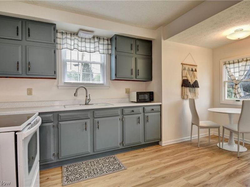 121 2nd Street SE, Brewster, OH 44613 Photo 9