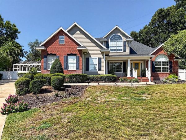 33721 SPRING DRIVE , LEESBURG, FL 34788
