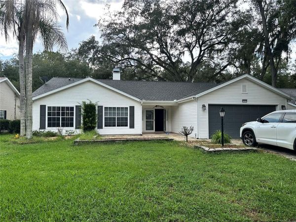 4242 LEAFWAY CIRCLE , LEESBURG, FL 34748