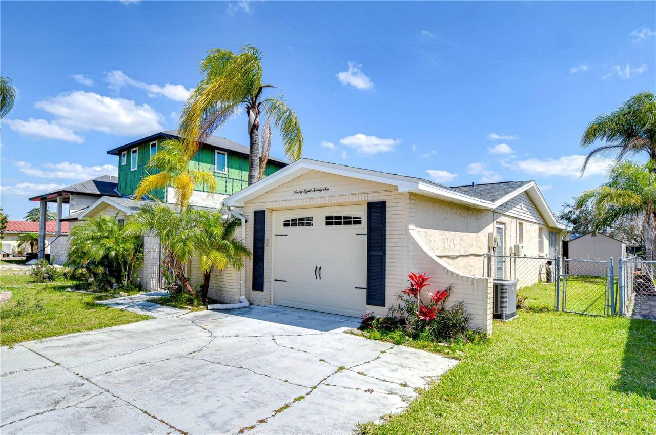 9826 Island Harbor Drive, Port Richey, FL 34668 Photo