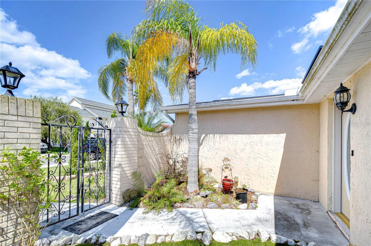 9826 Island Harbor Drive, Port Richey, FL 34668 Photo