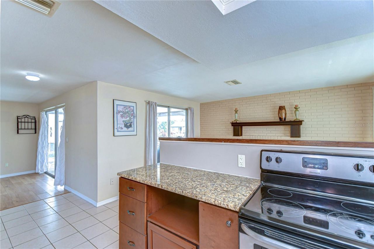 9826 Island Harbor Drive, Port Richey, FL 34668 Photo