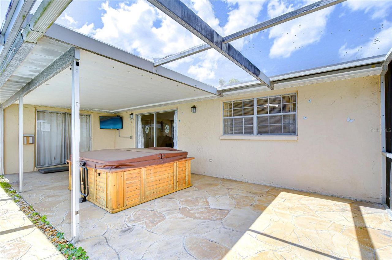 9826 Island Harbor Drive, Port Richey, FL 34668 Photo