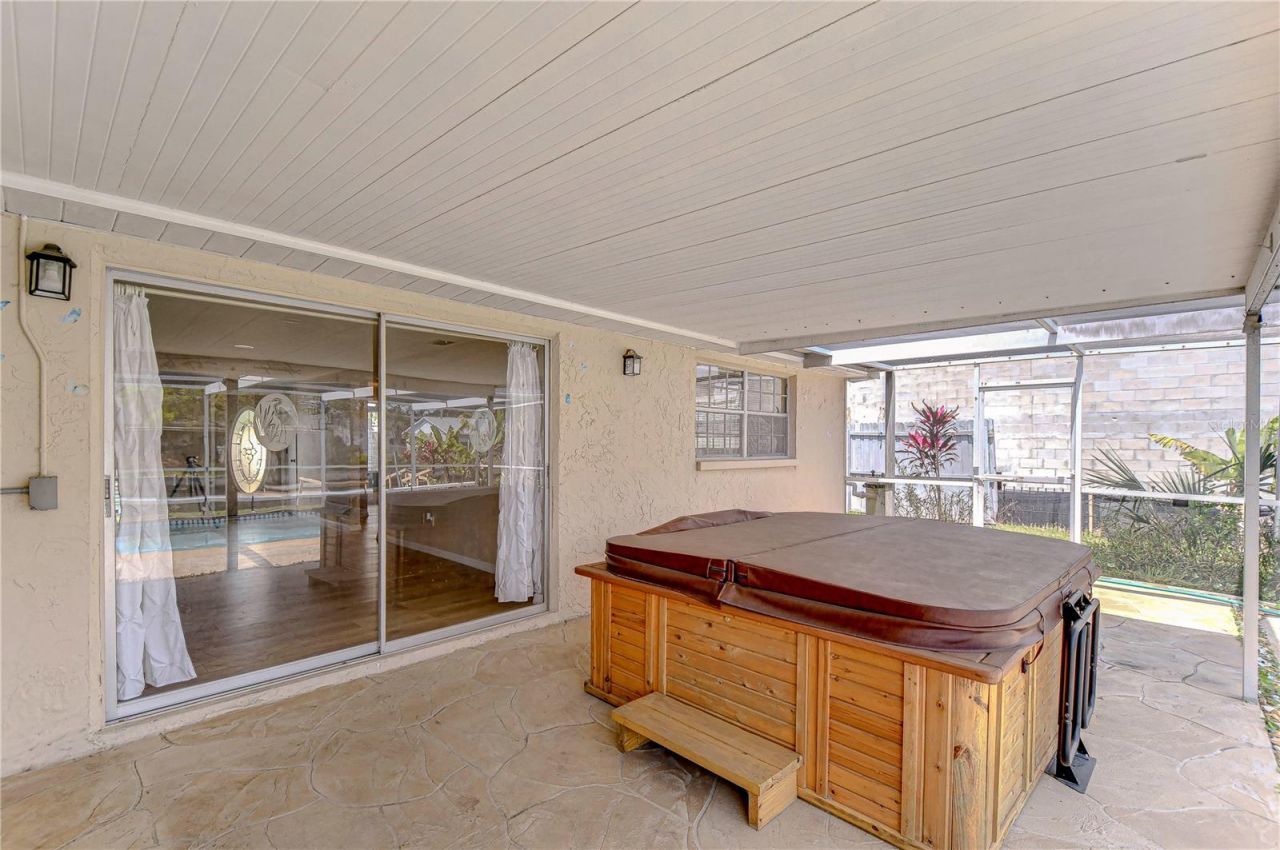 9826 Island Harbor Drive, Port Richey, FL 34668 Photo